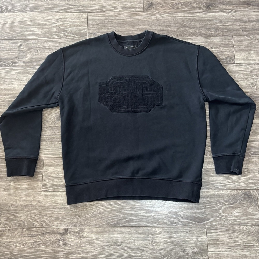 Banana Republic Sweater Mens M Black Embroidered‎ Mirrored Logo Pullover Quality